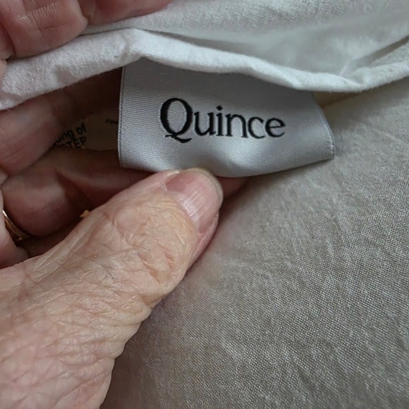 Quince White Organic Cotton Pintuck Down Alternative Comforter King Cal King - Picture 7 of 10